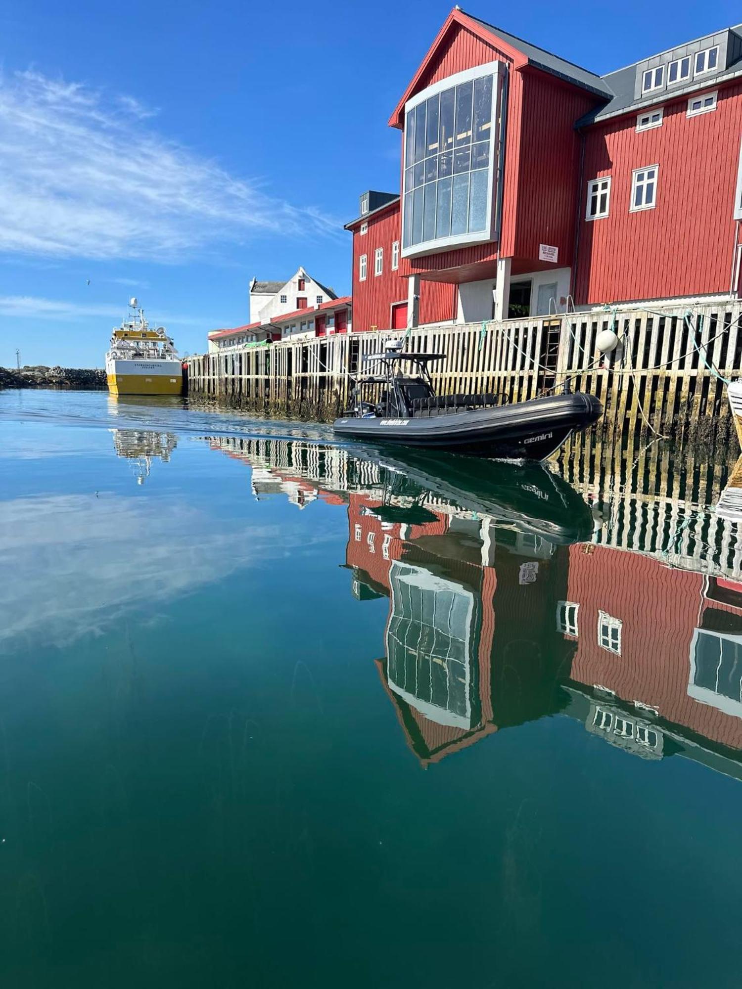 Live Lofoten Hotel Стамсунн Экстерьер фото